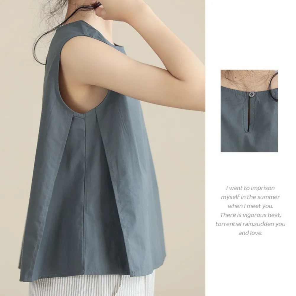 文艺条纹裤/ 无袖宽松上衣 Cropped Stripes Pants/ Sleeveless Relaxed Tops