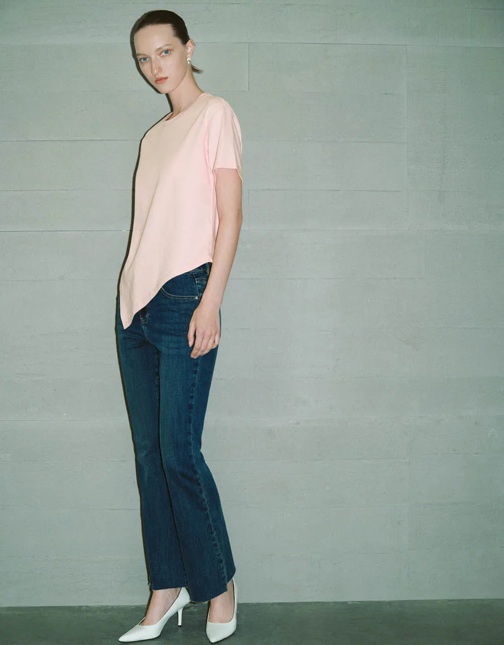 Asymmetric Hem Crew Neck Knitted T-Shirt