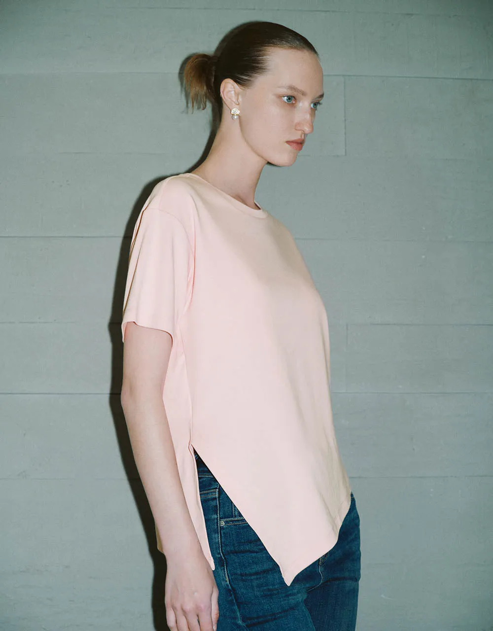 Asymmetric Hem Crew Neck Knitted T-Shirt