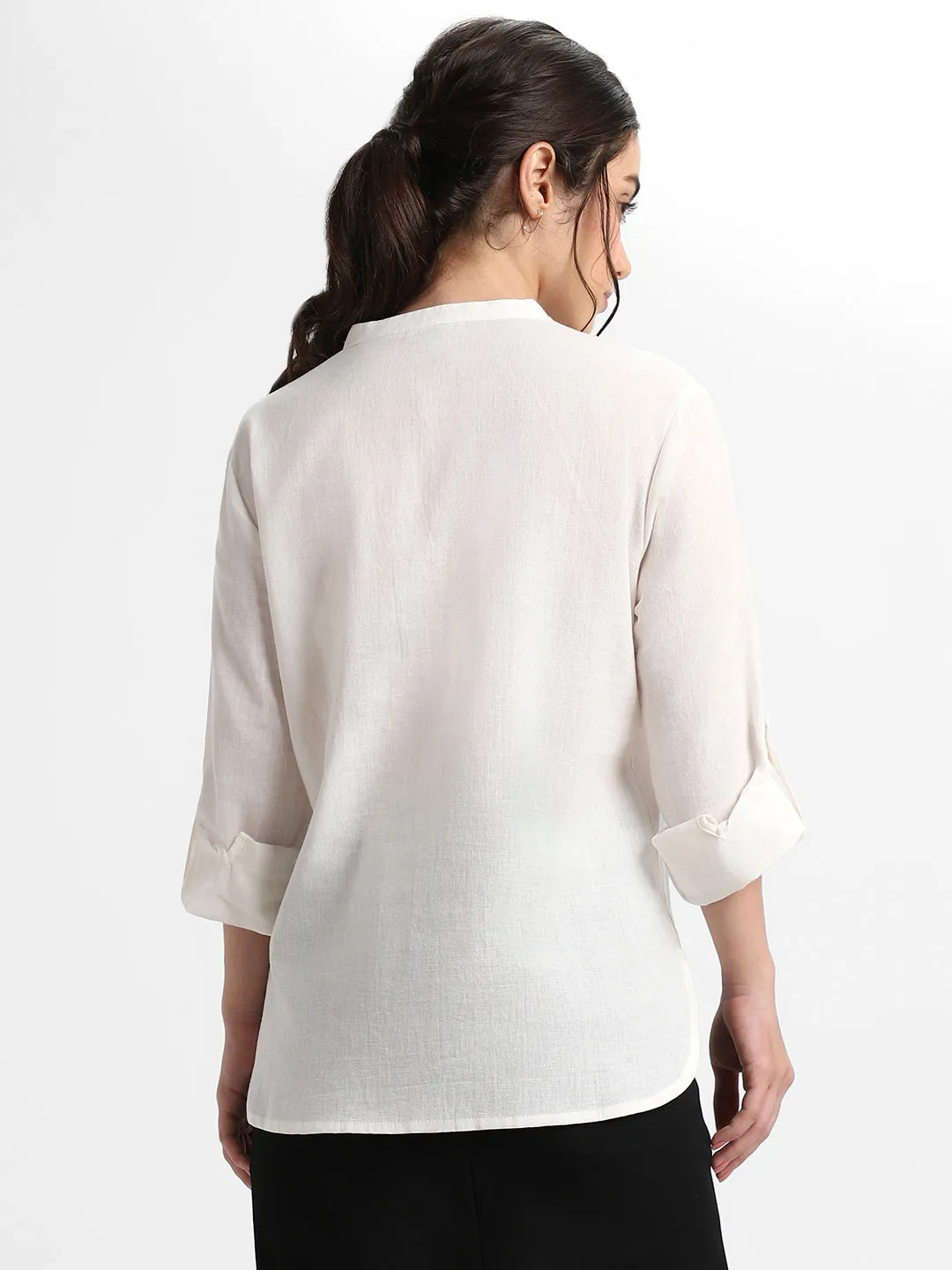 DL Woman Round Neck Regular Fit Solid Off White Top
