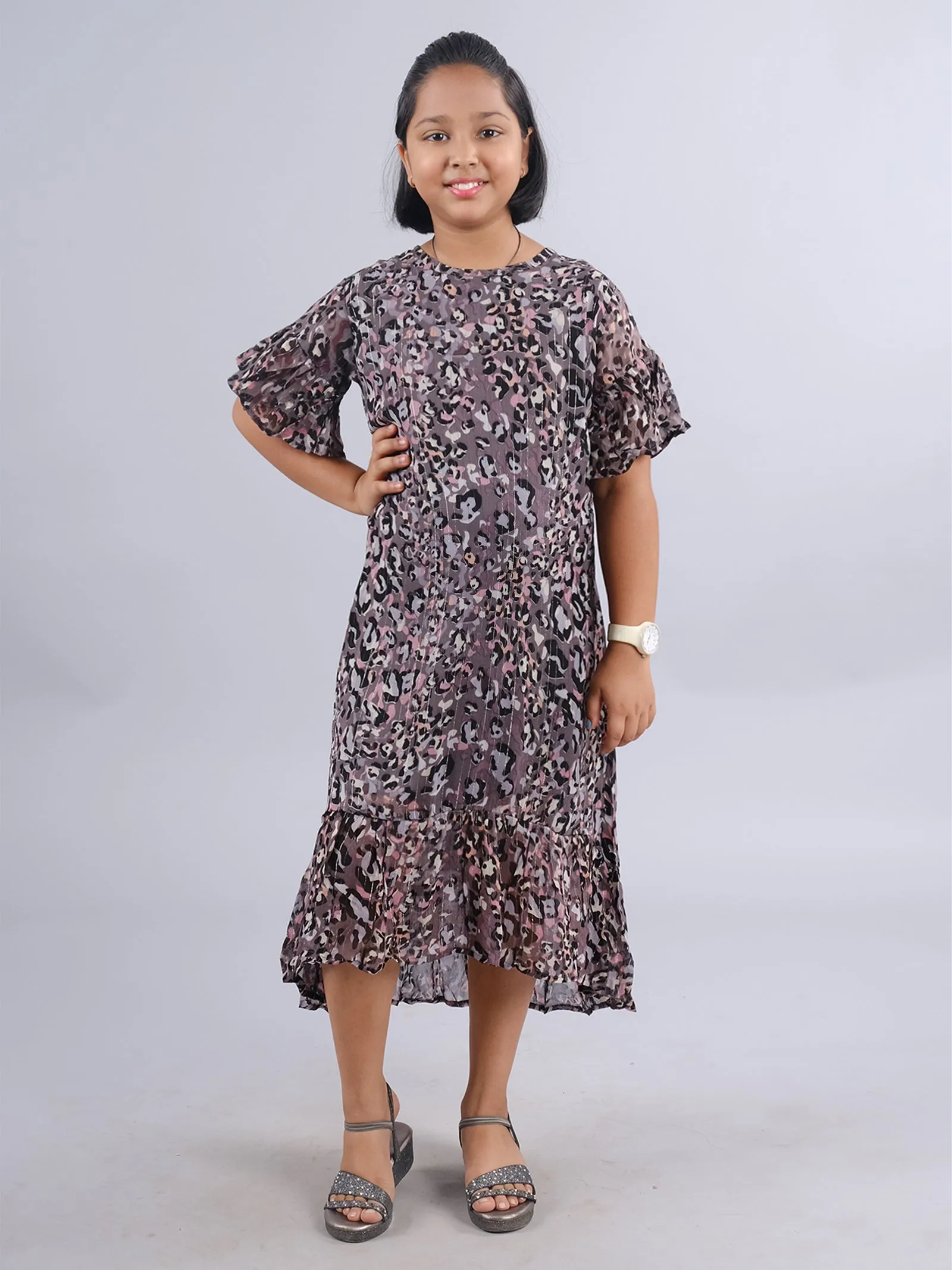 Girls Sleeve & Bottom layer Frill Dress