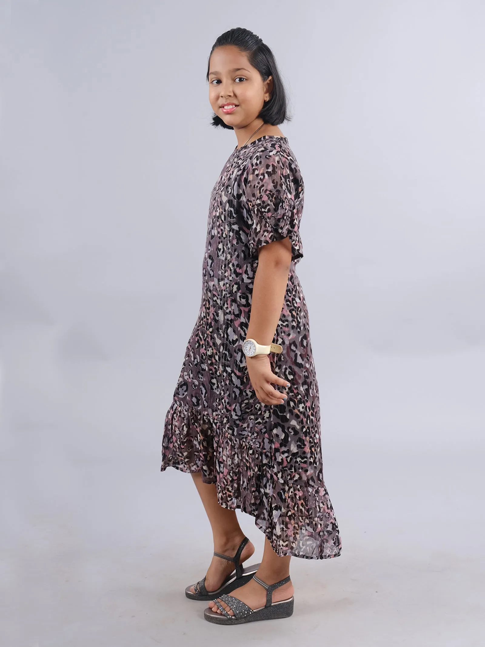 Girls Sleeve & Bottom layer Frill Dress
