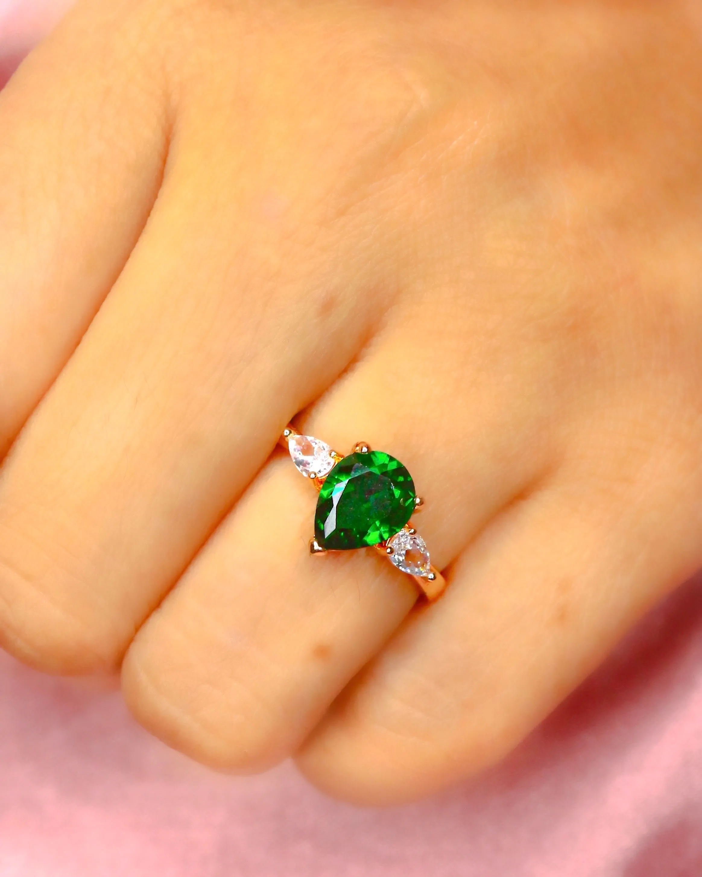 MODISH ELEGANCE DIAMOND RING