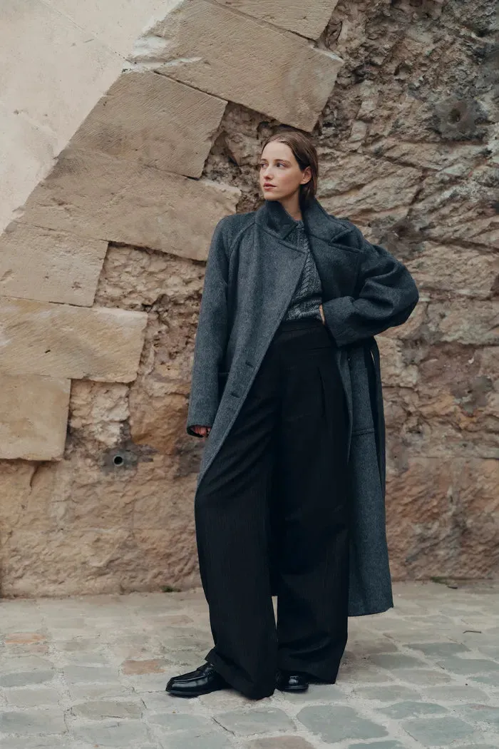 Rond Lapel Overcoat in Alashan Camel Wool Silk