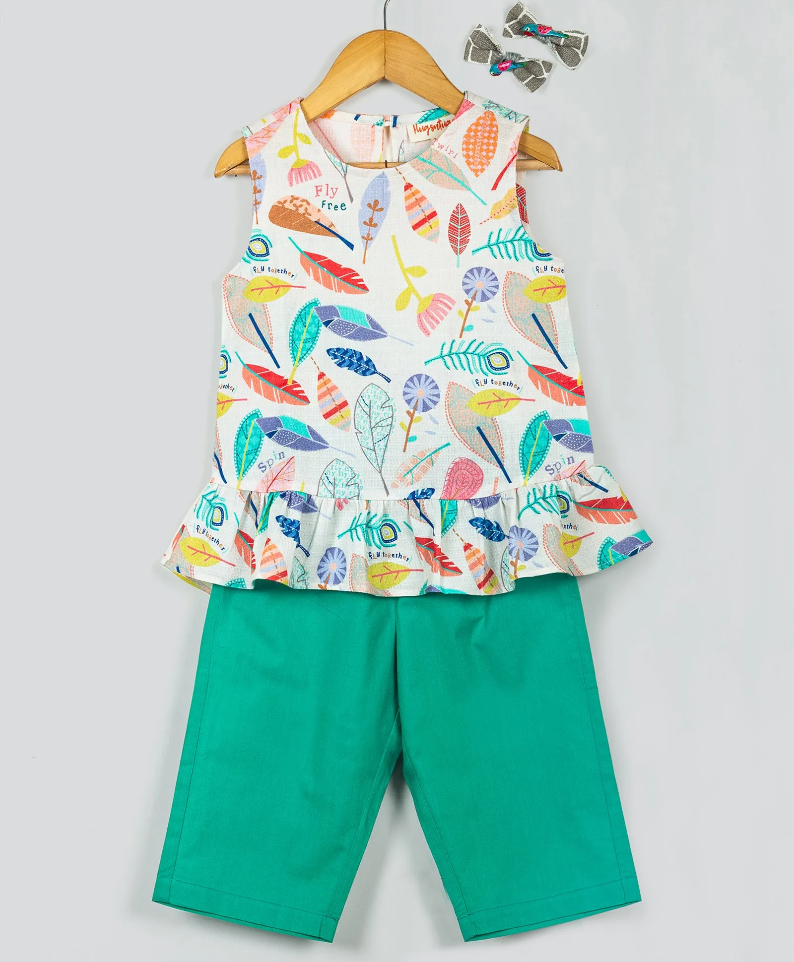 Sleeveless Feathers Print Peplum Top With Palazzo